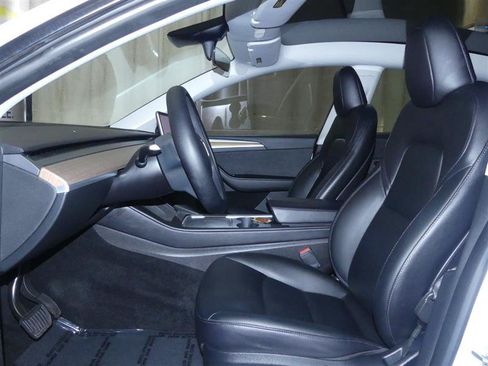 Used 2023 Tesla Model Y Long Range AWD/4WD image 16