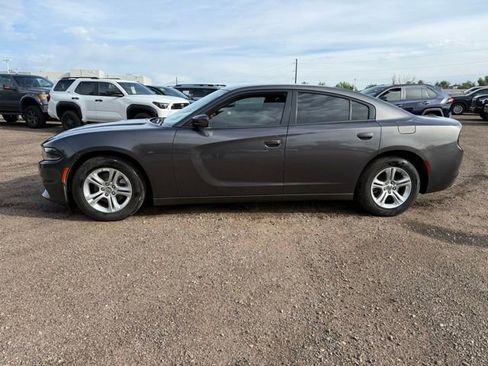 Used 2022 Dodge Charger SXT RWD image 2
