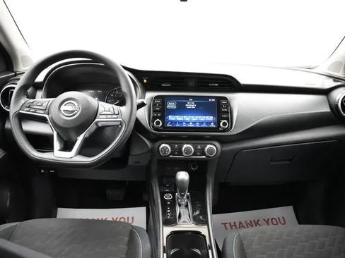 Used 2024 Nissan Kicks SV FWD image 19