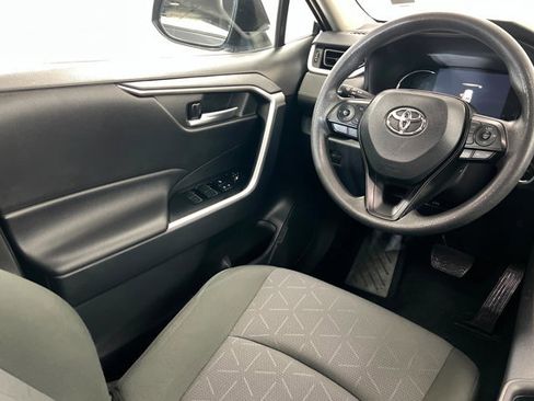 Used 2025 Toyota RAV4 XLE image 11