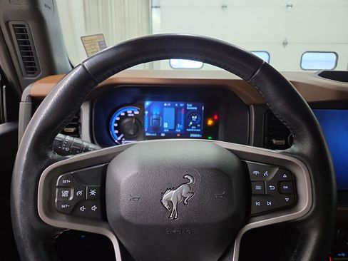 Used 2024 Ford Bronco Outer Banks AWD/4WD image 22