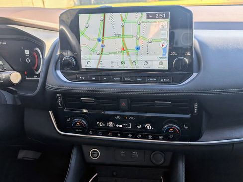 Used 2022 Nissan Rogue Platinum w/ Head-Up Display Package image 20