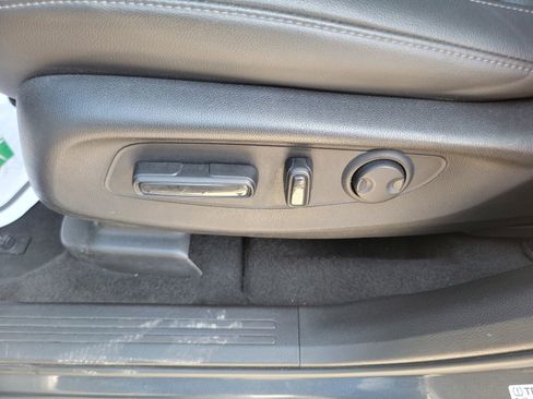 Used 2025 Honda CR-V EX-L image 16