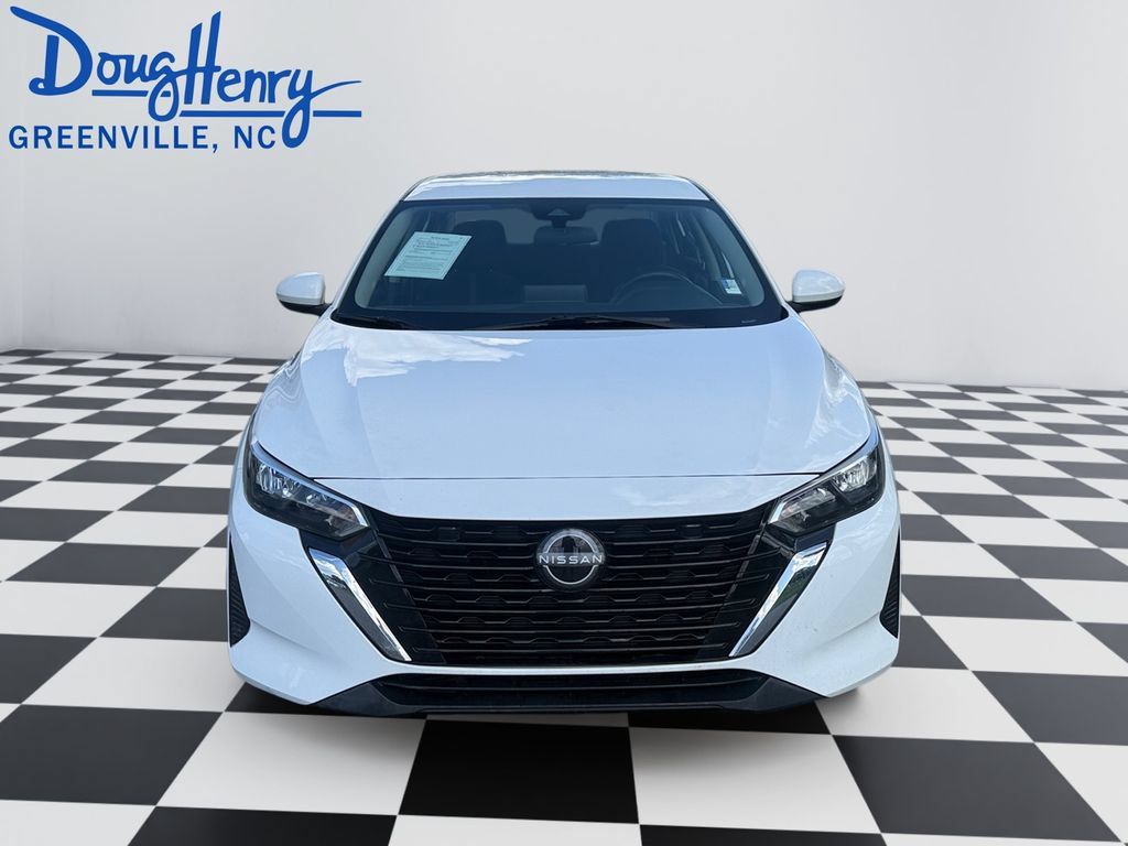 Used 2024 Nissan Sentra SV FWD image 8