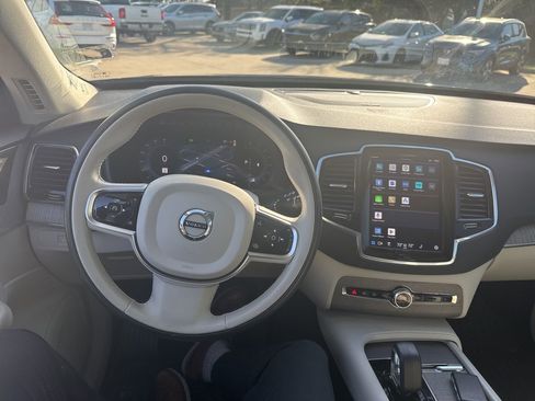 Certified 2023 Volvo XC90 B6 Plus w/ Protection Package Premier image 21