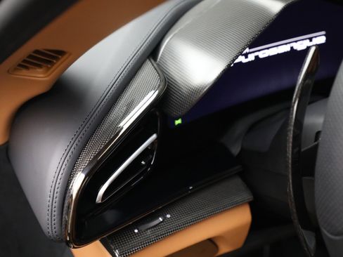 Certified 2024 Ferrari Purosangue image 23