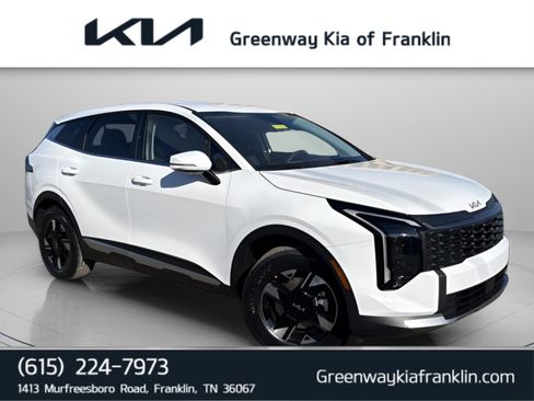 New 2026 Kia Sportage LX image 1