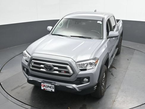 Used 2021 Toyota Tacoma SR5 w/ Trail Edition AWD/4WD image 33