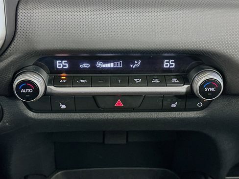 Used 2025 MAZDA CX-50 AWD 2.5 S w/ Premium Package image 23