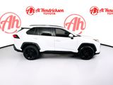 Used 2019 Toyota RAV4 LE image 2