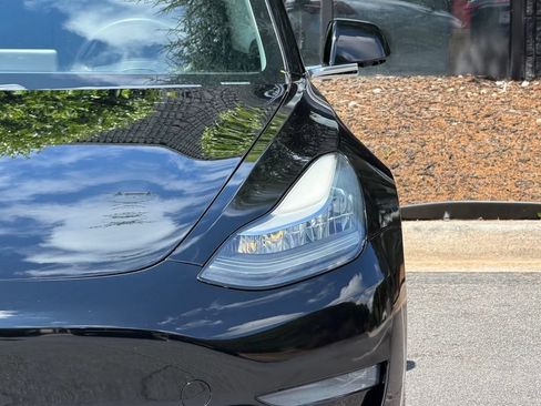 Used 2019 Tesla Model 3 Long Range AWD/4WD image 5