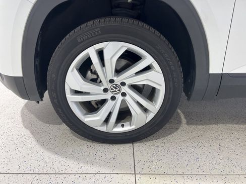 Used 2021 Volkswagen Atlas SE w/ Panoramic Sunroof Package image 30