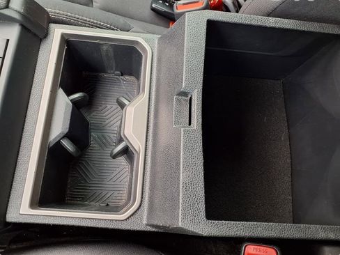 Used 2024 Toyota Tacoma TRD Off-Road image 13