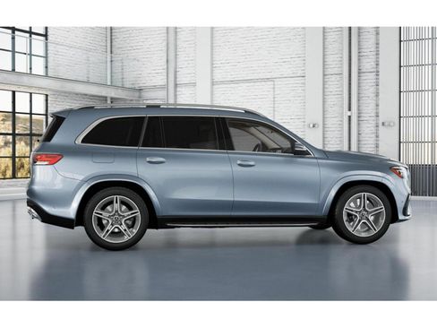 New 2026 Mercedes-Benz GLS 450 4MATIC image 17