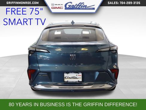 New 2026 Buick Envista Avenir FWD image 3