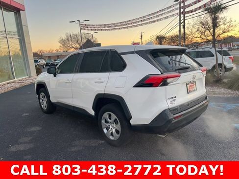 Used 2022 Toyota RAV4 LE image 38