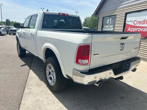 Used 2018 RAM 1500 Laramie w/ Convenience Group AWD/4WD image 7