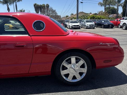 Used 2002 Ford Thunderbird RWD image 10