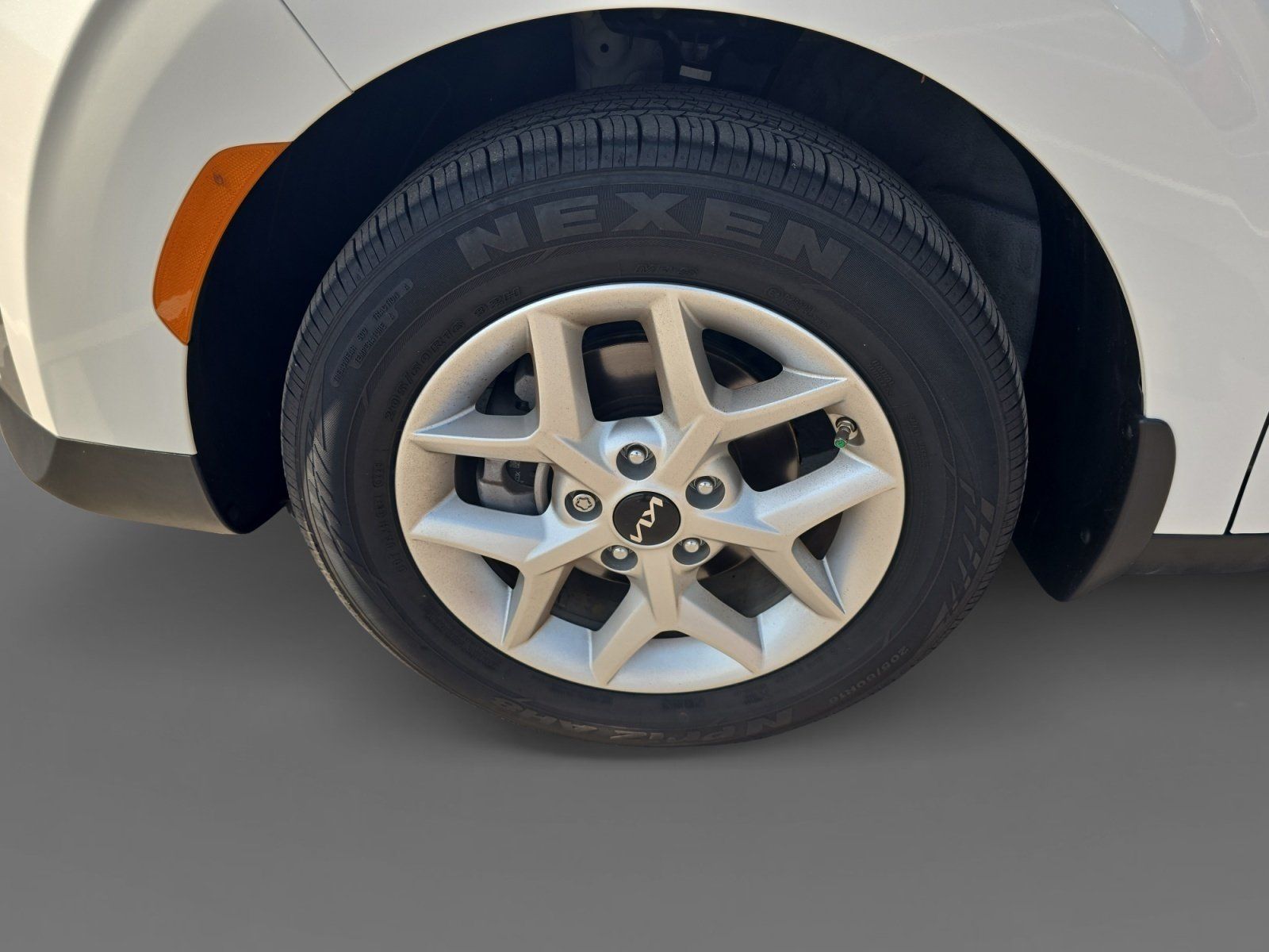 Used 2024 Kia Soul LX w/ Option Group 015 FWD image 10