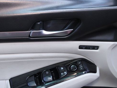 Used 2020 Nissan Altima 2.5 Platinum image 16