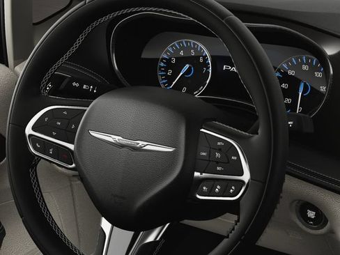 New 2024 Chrysler Pacifica Touring-L FWD image 22