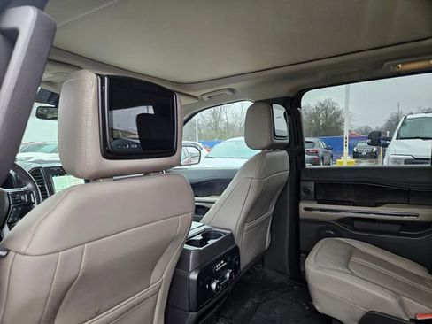 Used 2018 Ford Expedition Limited w/ Equipment Group 301A image 6