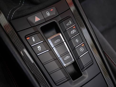 Used 2018 Porsche 911 Targa 4 GTS w/ GTS Interior Package AWD/4WD image 34