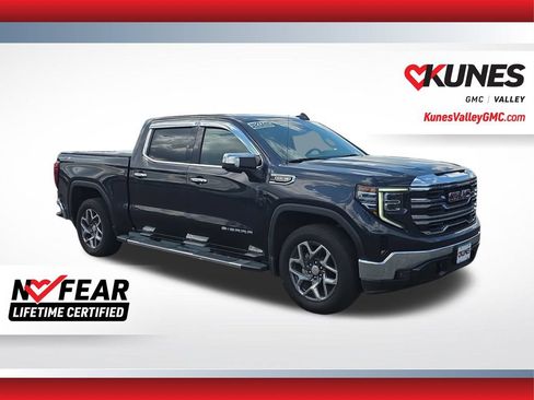 Used 2023 GMC Sierra 1500 SLT w/ SLT Premium Package AWD/4WD image 1
