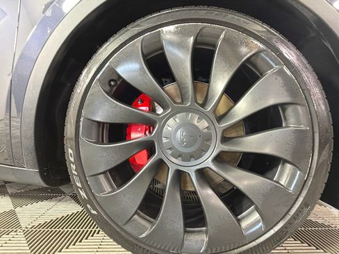 Used 2021 Tesla Model Y Performance AWD/4WD image 36
