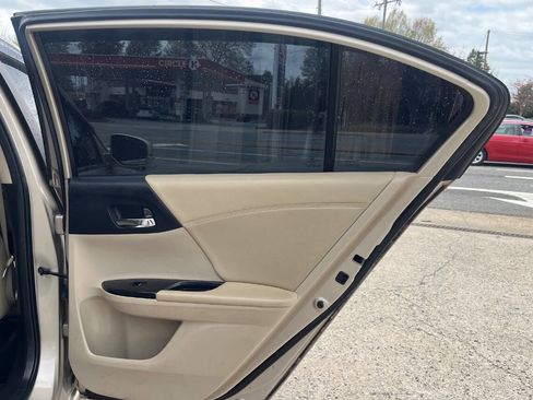 Used 2013 Honda Accord EX-L image 12