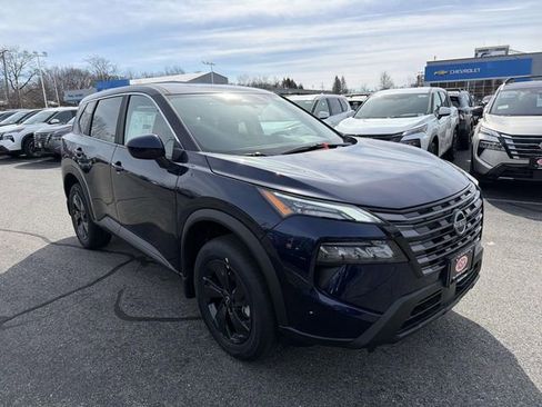 New 2026 Nissan Rogue SV w/ Cold Weather Package AWD/4WD image 3