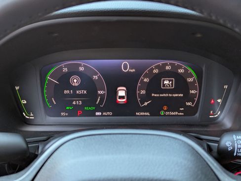 Used 2024 Honda Accord Sport image 23