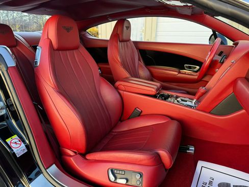 Used 2013 Bentley Continental GT image 26