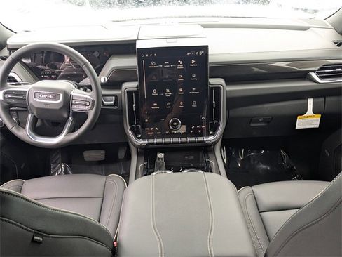 New 2026 GMC Yukon XL Elevation image 16