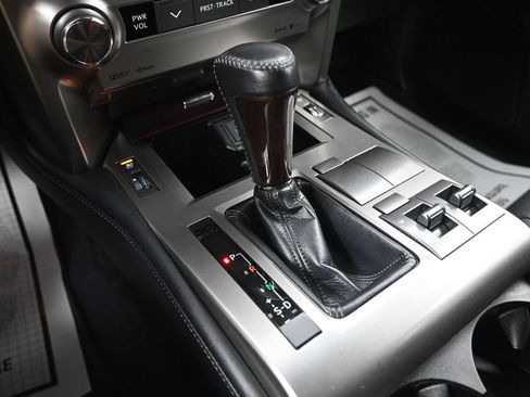 Used 2019 Lexus GX 460 Premium AWD/4WD image 24