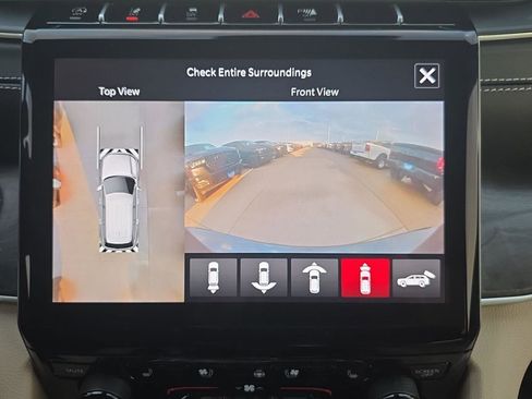 Used 2024 Jeep Grand Cherokee Limited w/ Luxury Tech Group II image 6