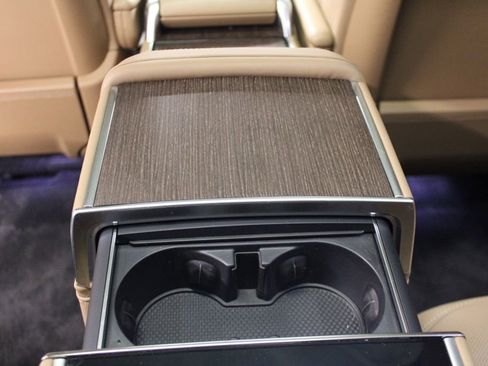 Certified 2024 Land Rover Range Rover Long Wheelbase Autobiography image 41