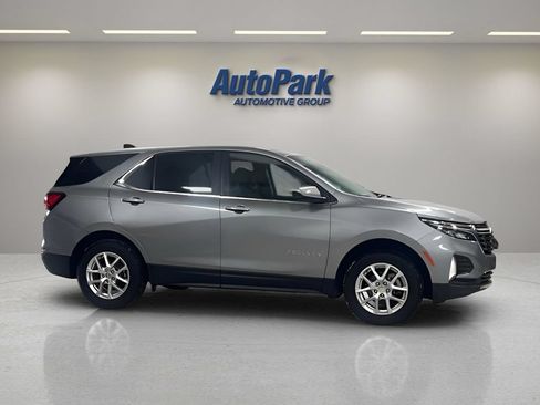 Used 2024 Chevrolet Equinox LT AWD/4WD image 9