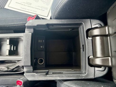 Used 2016 Subaru Forester 2.5i Premium image 33