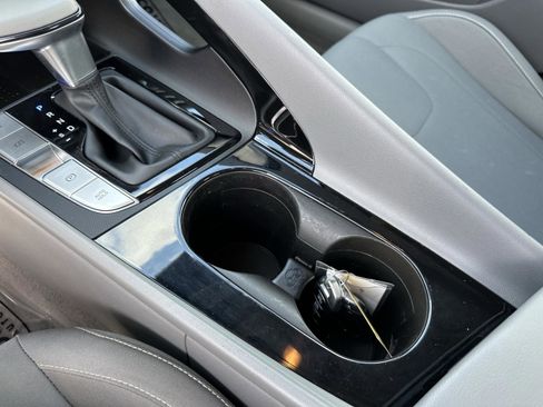 Used 2023 Hyundai Elantra SEL w/ Convenience Package image 27