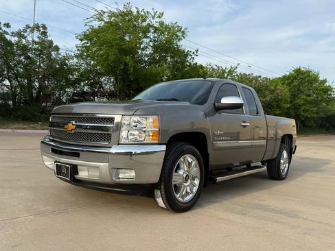 Used 2013 Chevrolet Silverado 1500 LT image 2