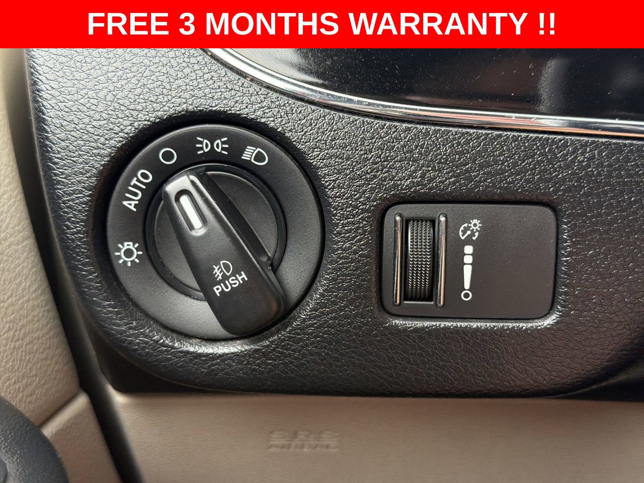 Used 2020 Dodge Grand Caravan SXT FWD image 39
