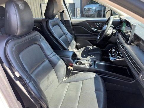 Used 2023 Lincoln Corsair Grand Touring AWD/4WD image 12