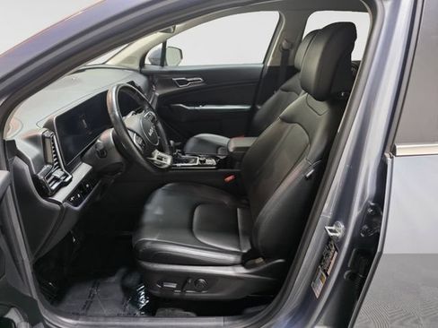 Used 2023 Kia Sportage EX AWD/4WD image 13