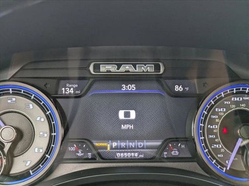 Used 2021 RAM 1500 Limited w/ Body Color Bumper Group image 10