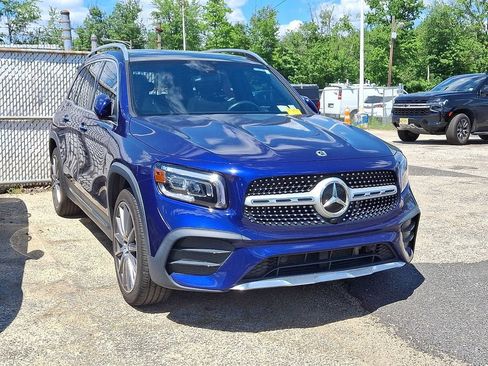 Used 2022 Mercedes-Benz GLB 250 image 5