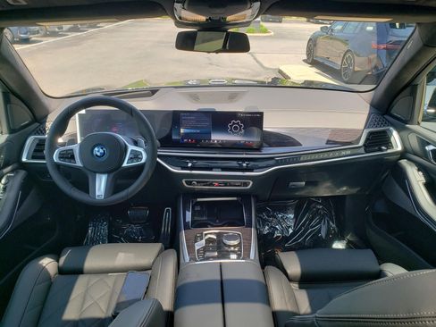 New 2026 BMW X5 xDrive50e AWD/4WD image 13