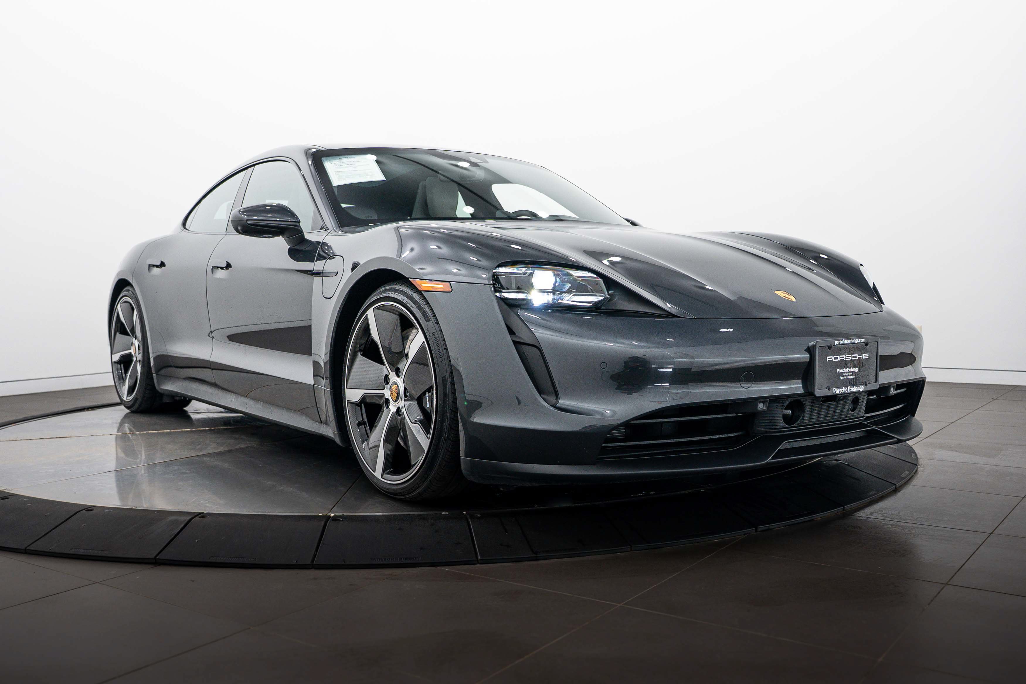 Certified 2021 Porsche Taycan 4S AWD/4WD image 9