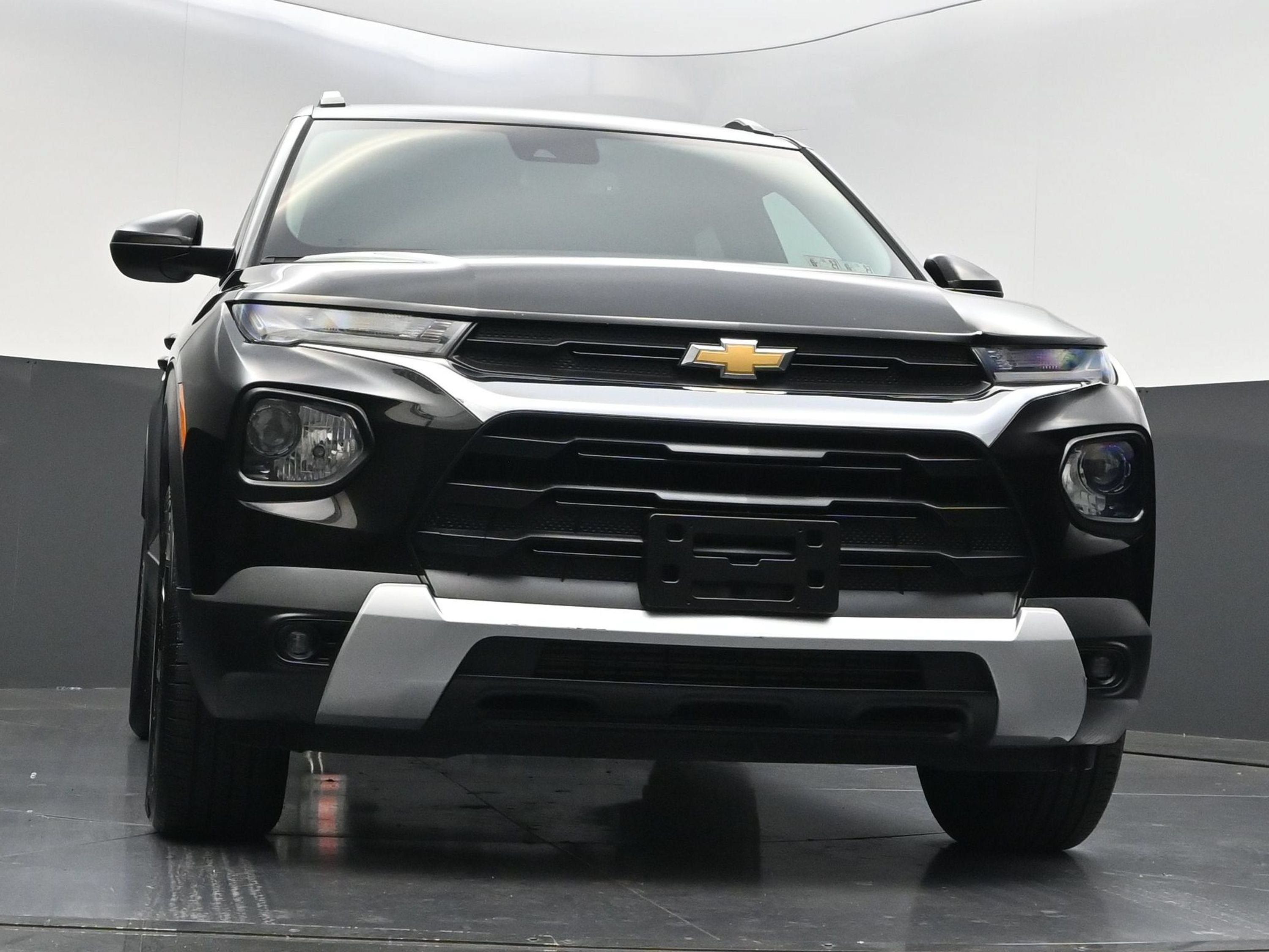 Certified 2021 Chevrolet TrailBlazer LT w/ Premium Seating Package AWD/4WD image 37