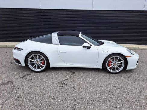 Used 2024 Porsche 911 Targa 4S image 8